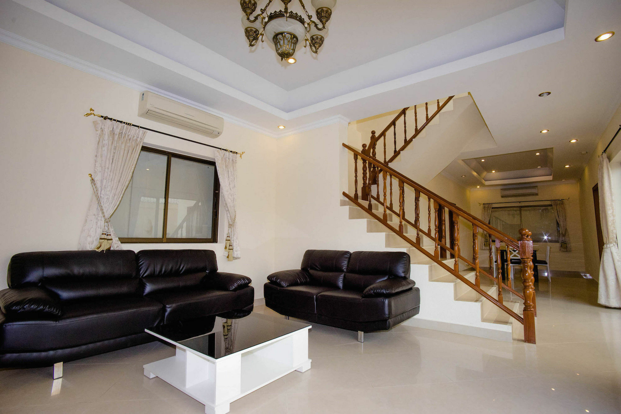 באנג לאמונג Pattaya Holiday Villas מראה חיצוני תמונה