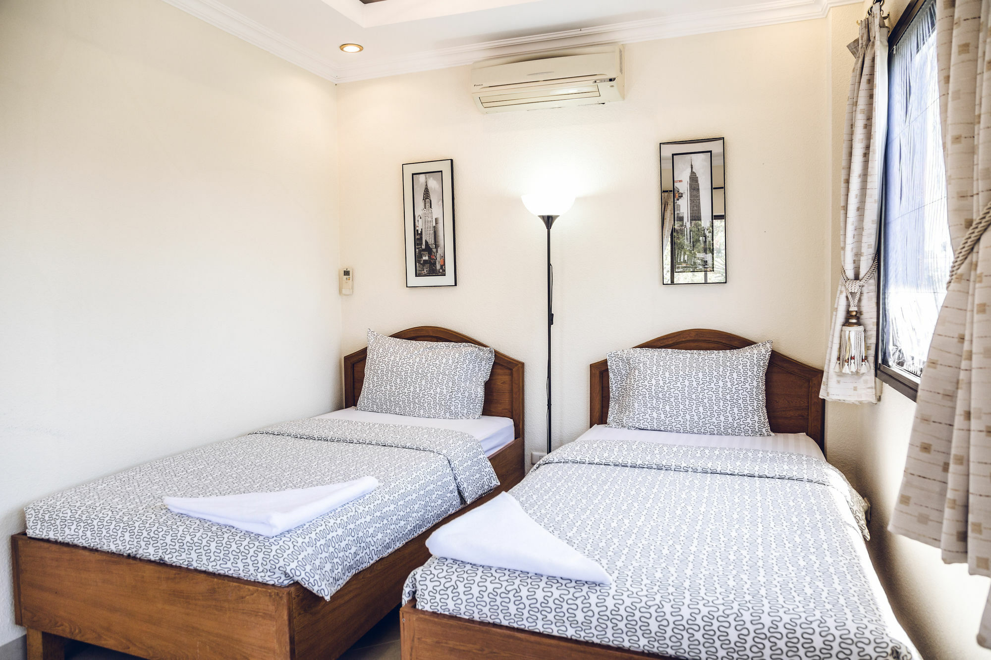 באנג לאמונג Pattaya Holiday Villas מראה חיצוני תמונה