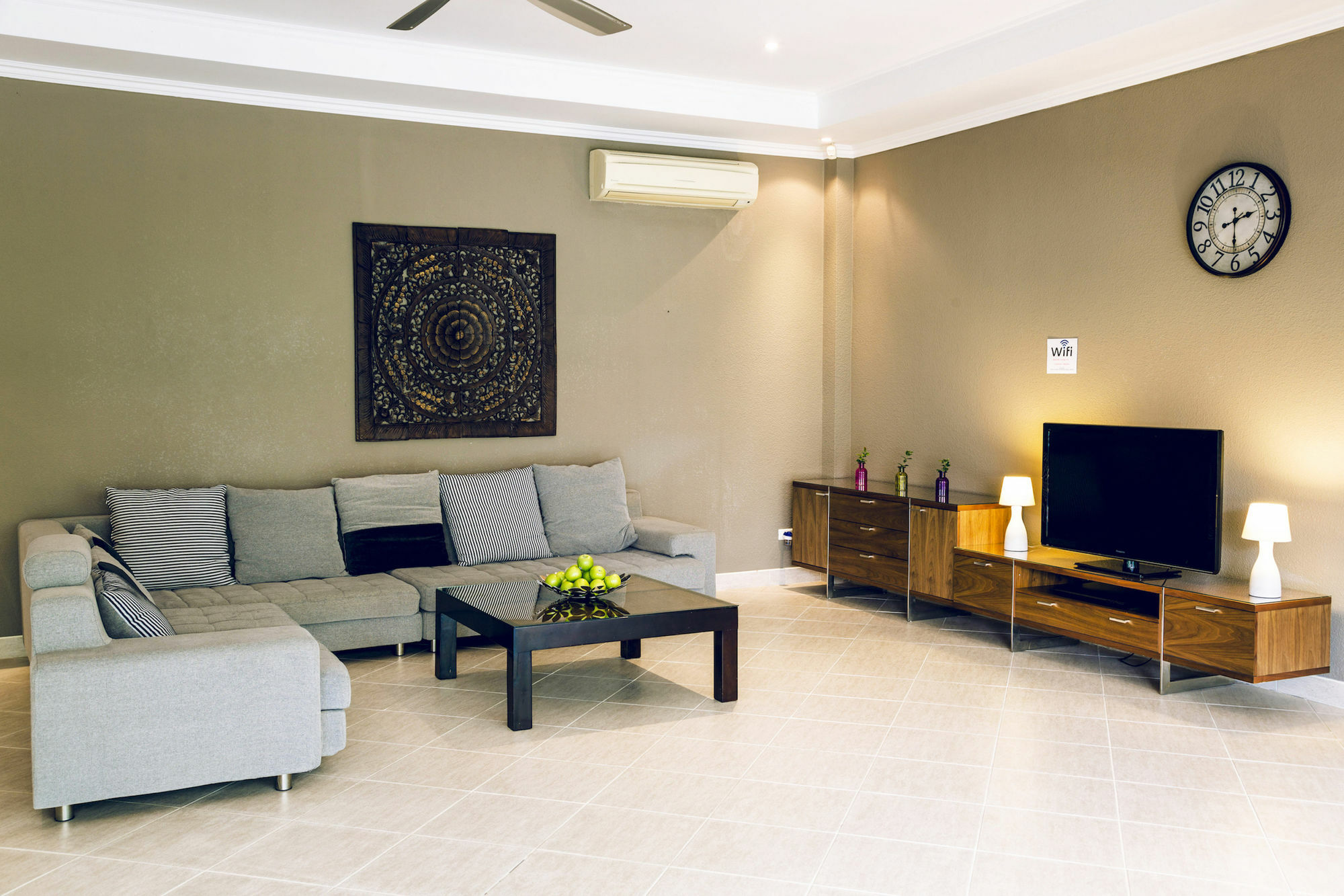 באנג לאמונג Pattaya Holiday Villas מראה חיצוני תמונה